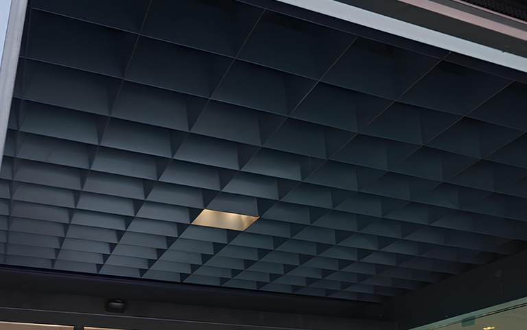 Tavan open cell piramidal