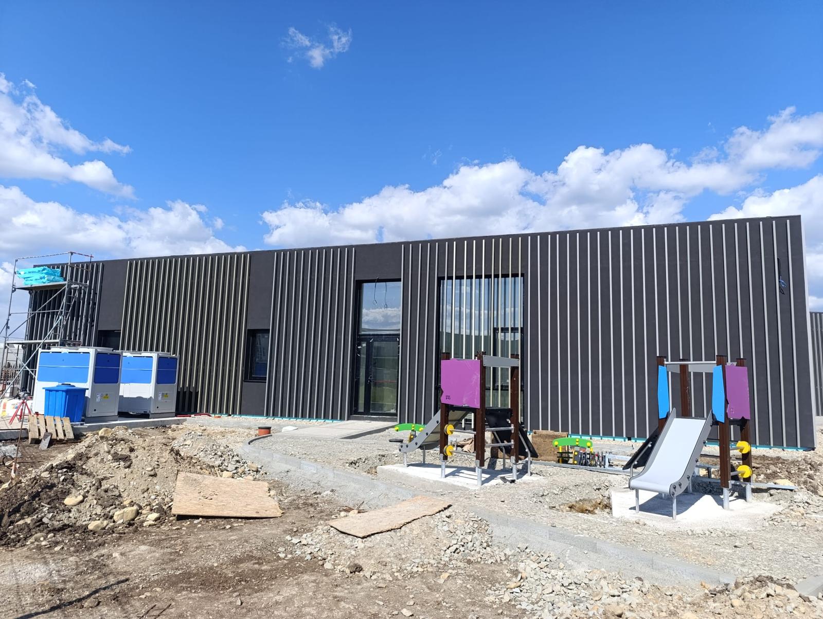 Fatade din aluminiu – gradinita Star Assembly Mercedes Sebes