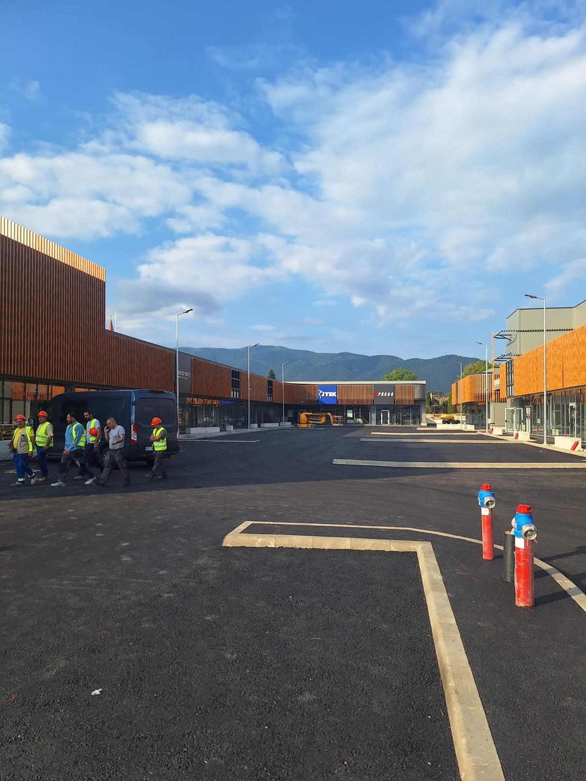 Imagine santier – riflaj exterior Mall Cisnadie